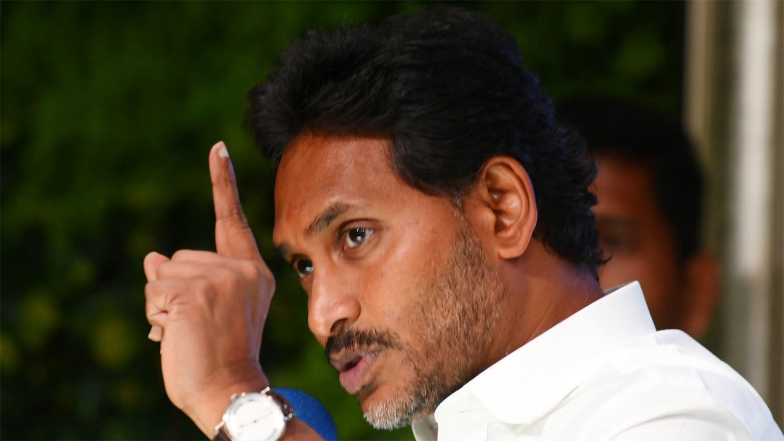 Jagan addresses YCP leaders on local polls